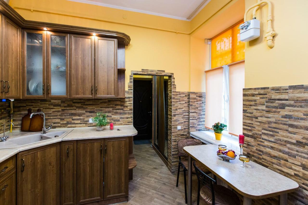 Apartments On Sholom Aleichem Та Ще Варіант Поруч Lviv Eksteriør bilde