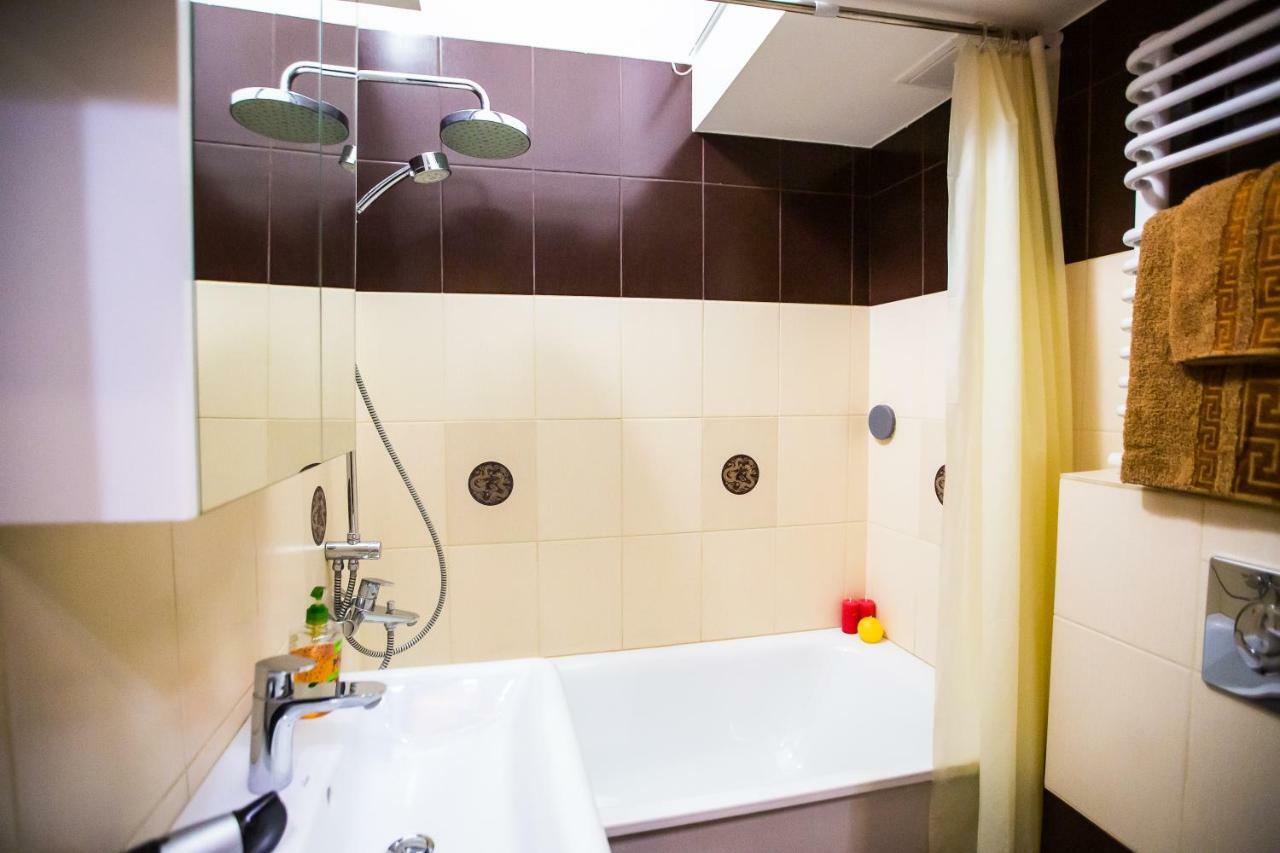 Apartments On Sholom Aleichem Та Ще Варіант Поруч Lviv Eksteriør bilde